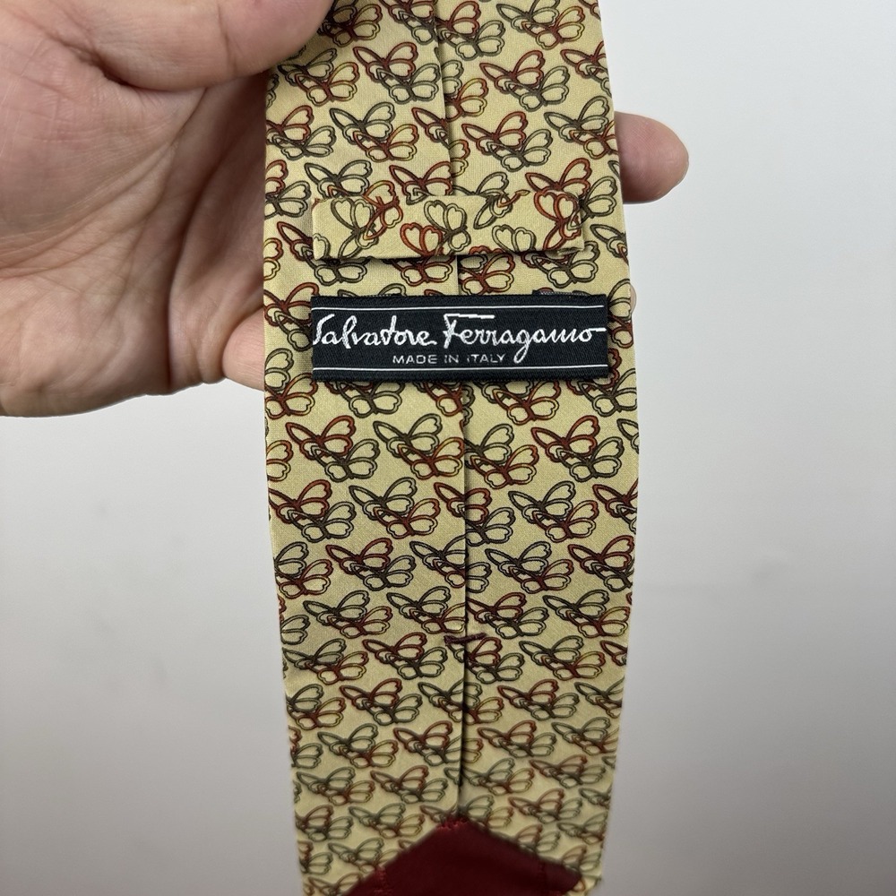 Salvatore Ferragamo Silk Tie Yellow Butterfly Print Made Italy Designer Necktie